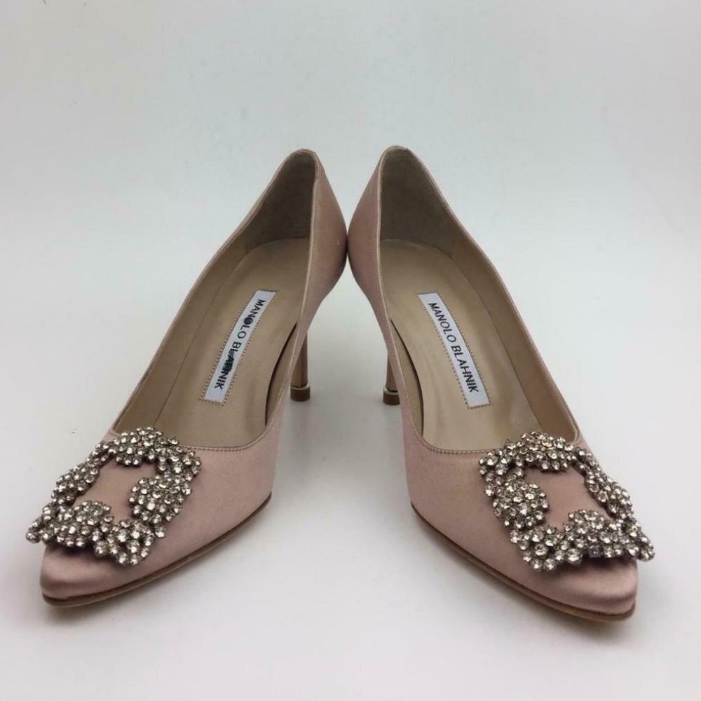 MANOLO BLAHNIK Hangisi Pump sz 6.5